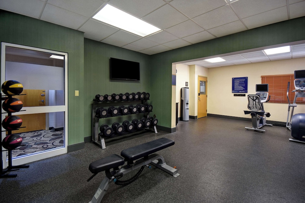 Hampton Inn Rutland - photo 46