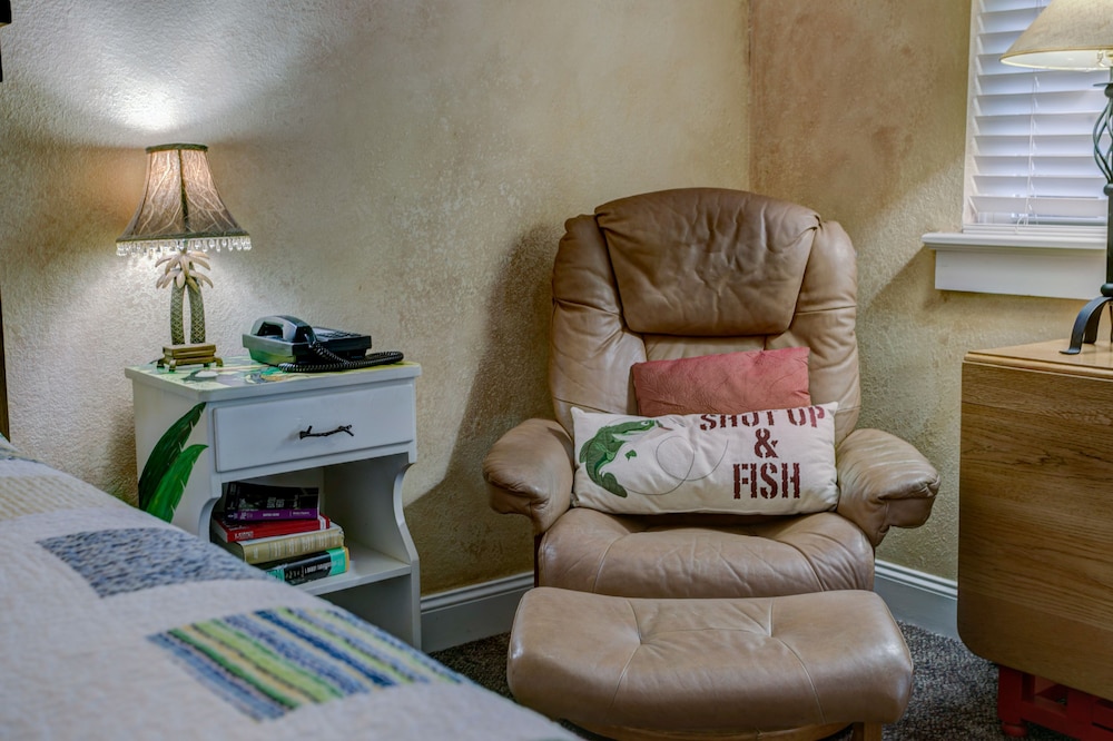Anchor Inn NSB Bed & Breakfast - photo 18