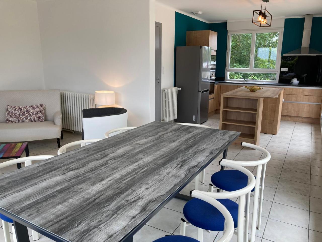 La Tresorerie - carbon neutral hotel in Guer