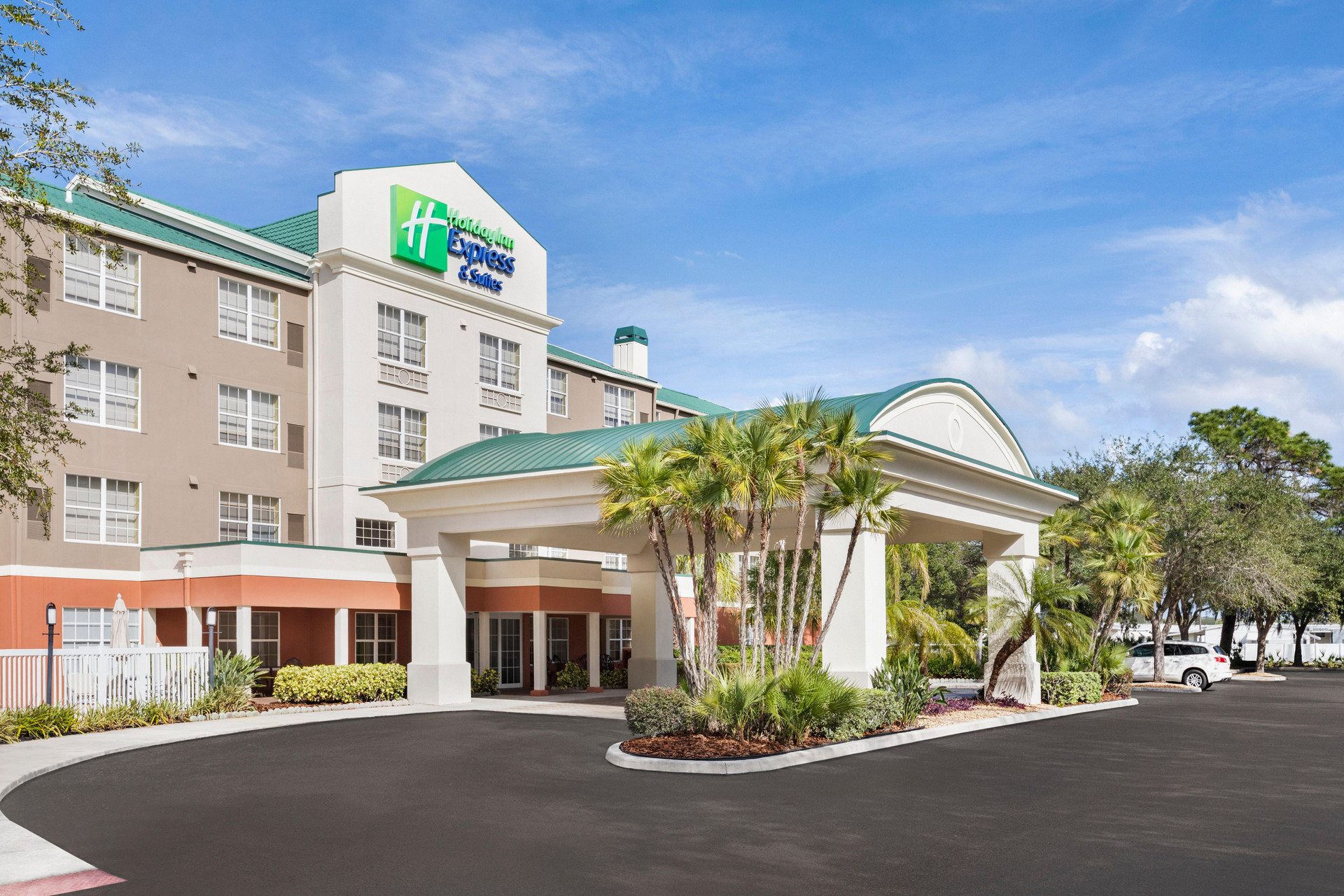 Holiday Inn Express Sarasota East I 75 by IHG — hotel in Sarasota