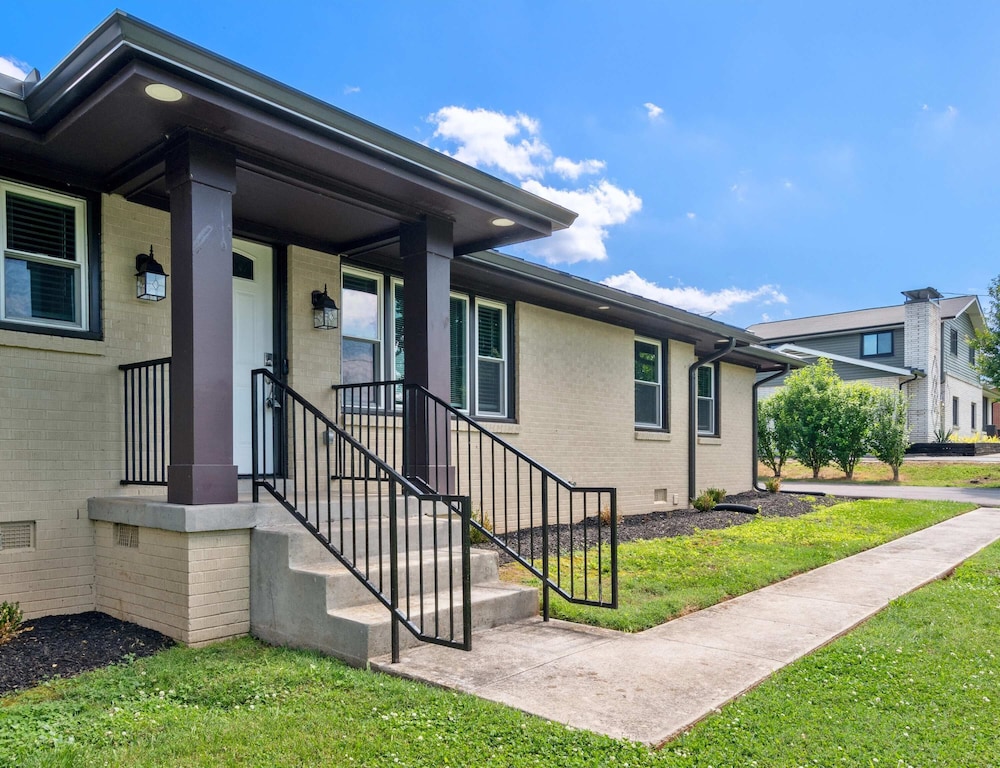 Diana's Place — 4-Star Luxury Hotel in Murfreesboro, United States
