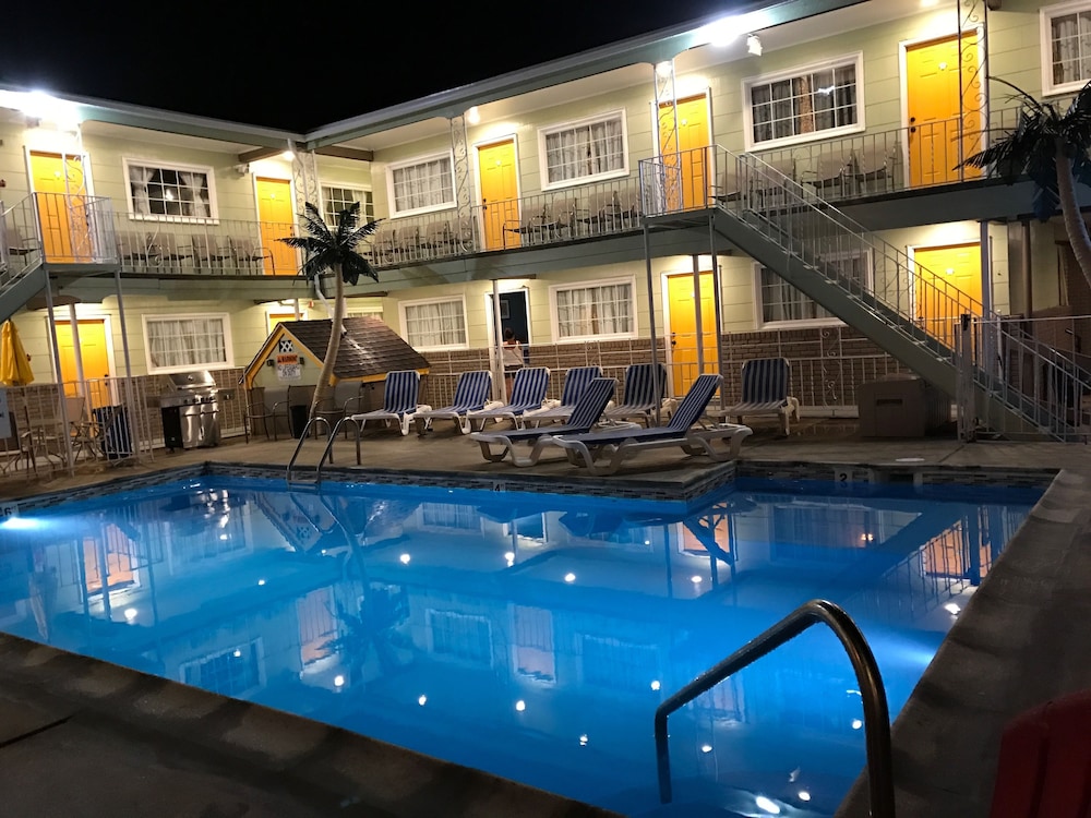 Sunrise Inn - carbon neutral hotel in Wildwood