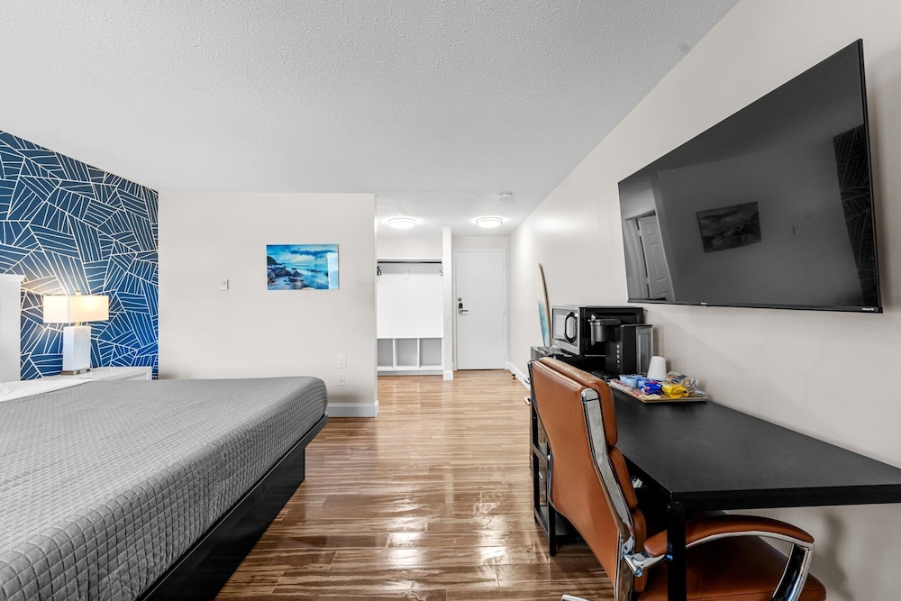 Green Harbor Hotel - photo 39