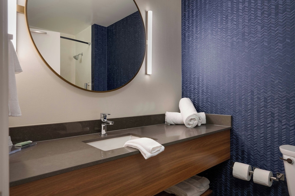 Fairfield by Marriott Inn & Suites Missoula Airport - photo 17