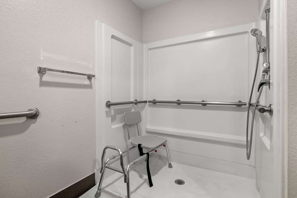 Clarion Pointe Lakeland I 4 - photo 12