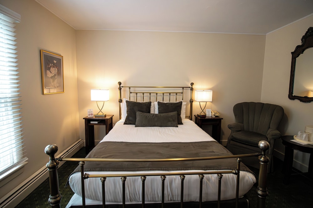 Stroudsmoor Country Inn - photo 31