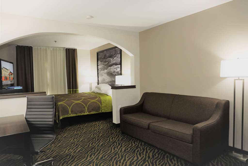 Super 8 by Wyndham High Point Greensboro - photo 10