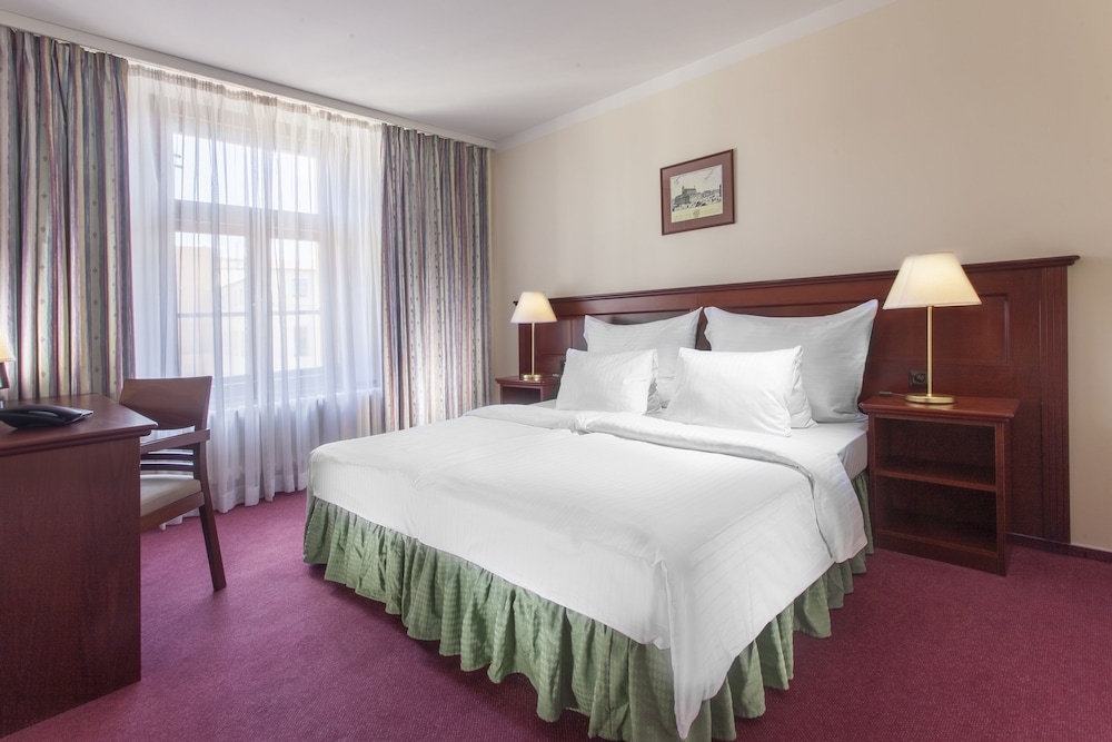 Hotel Lunik - last minute hotel in Prague