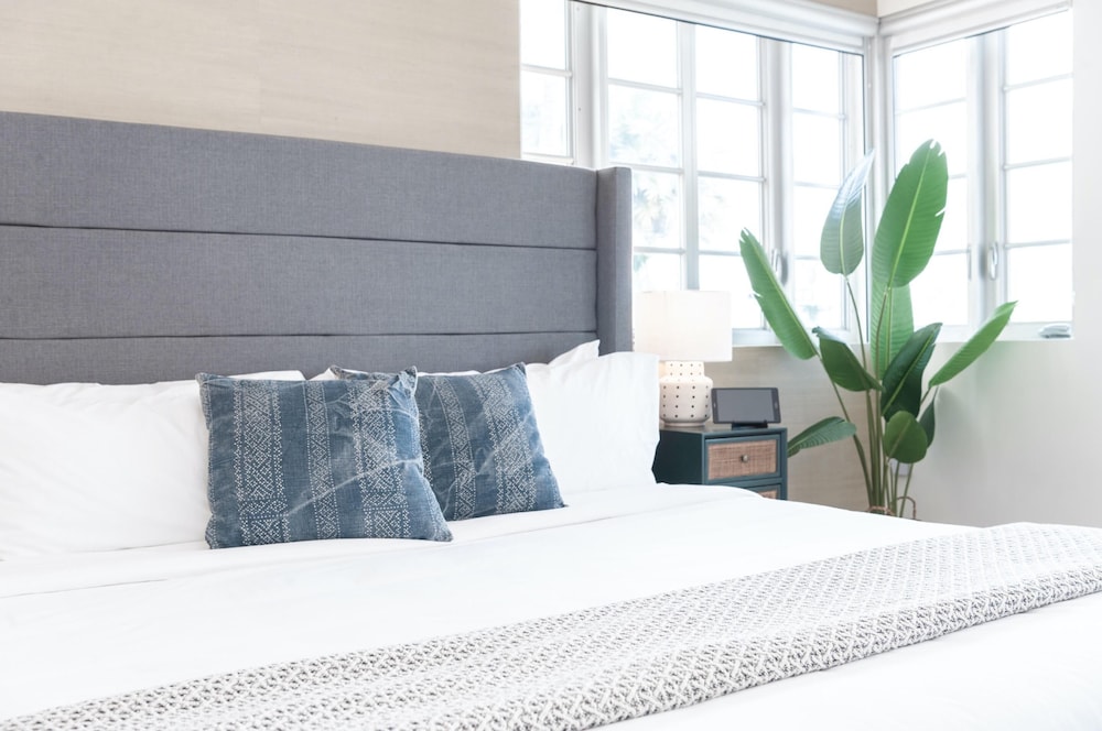 Luxuri Suites - photo 40