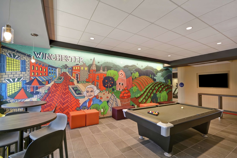 TRU By Hilton Winchester - photo 21