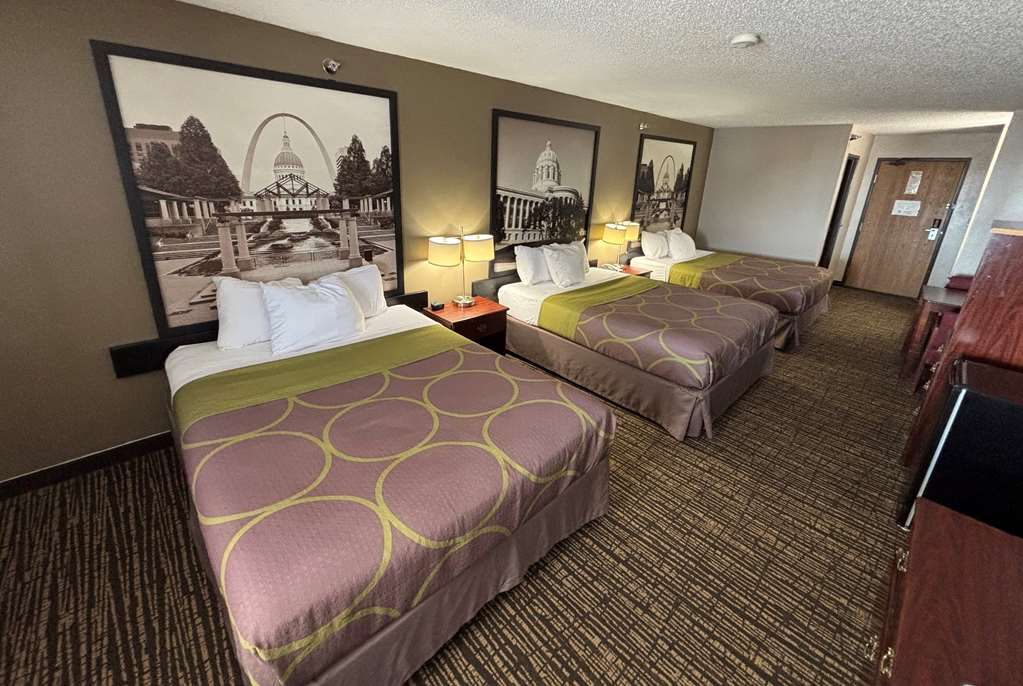 Super 8 by Wyndham Jerseyville - photo 14