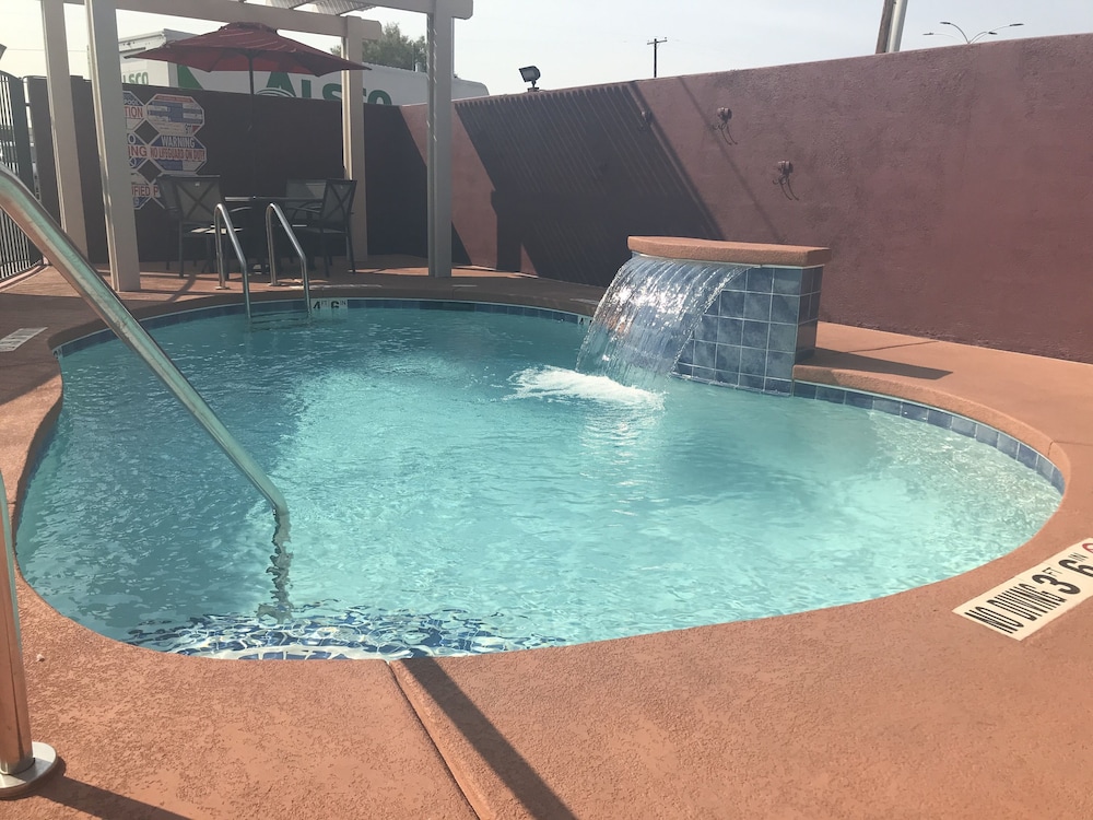 Skyline Hotel & Casino - photo 18