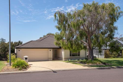 Macs Manor in Dunsborough, Australia