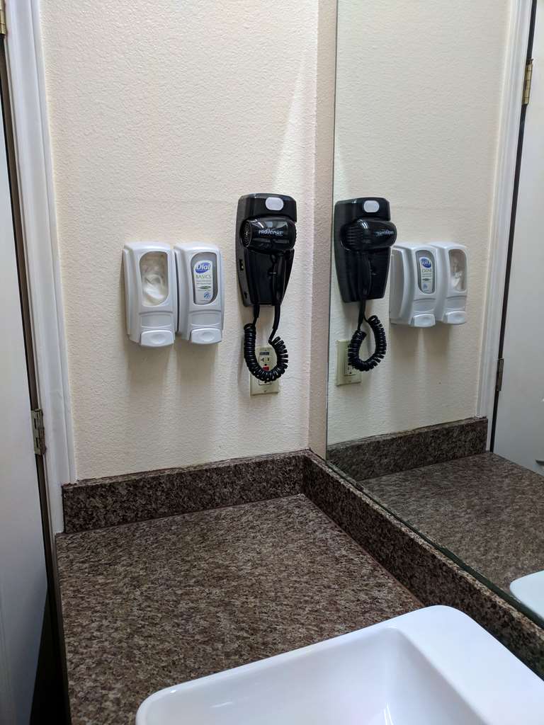 Americas Best Value Inn Brownsville - photo 19