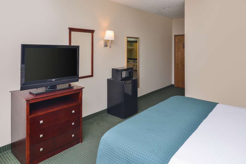 Americas Best Value Inn Wiggins - photo 16