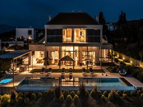 Grandiose Brac Villa Villa Mediteranea 6 Bedrooms Infinity Pool & Outdoor Tv — 4-Star Luxury Hotel in Supetar, Croatia