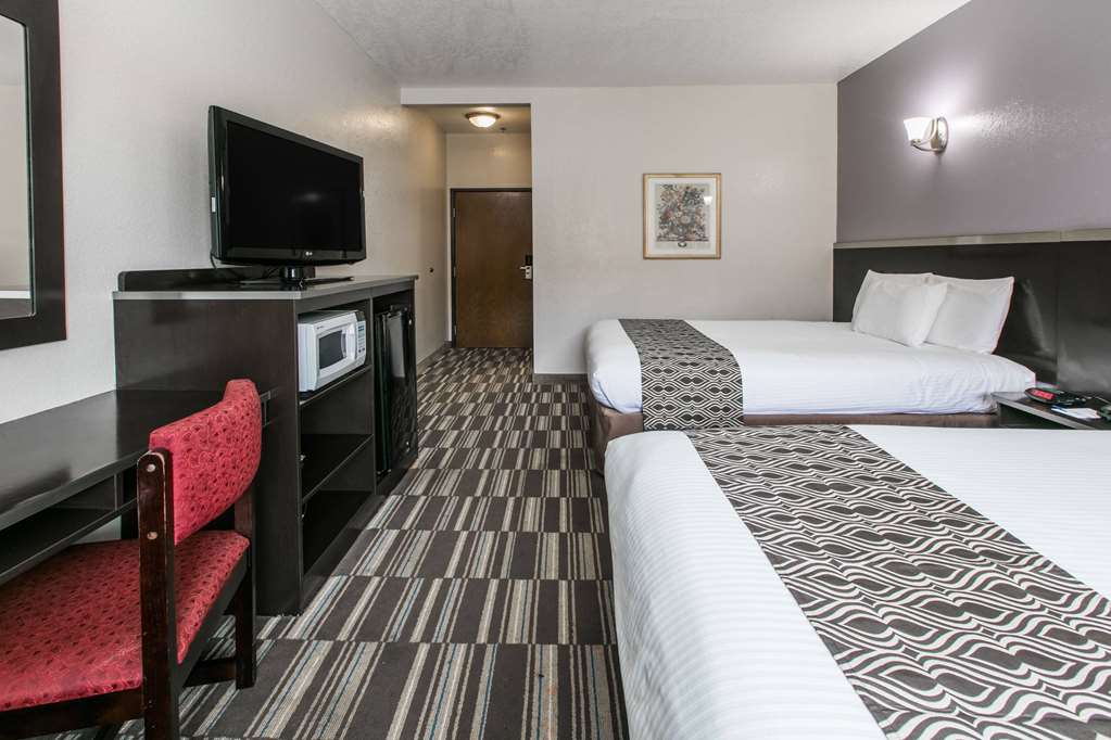 Microtel Inn & Suites by Wyndham Oklahoma City Airport - photo 9