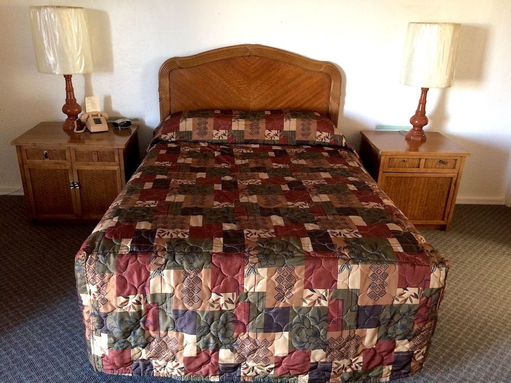 Connell Inn and Suites - photo 10