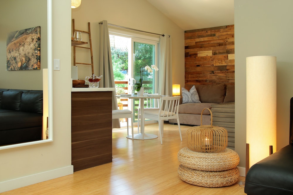 Inn at Moonlight Beach - photo 48