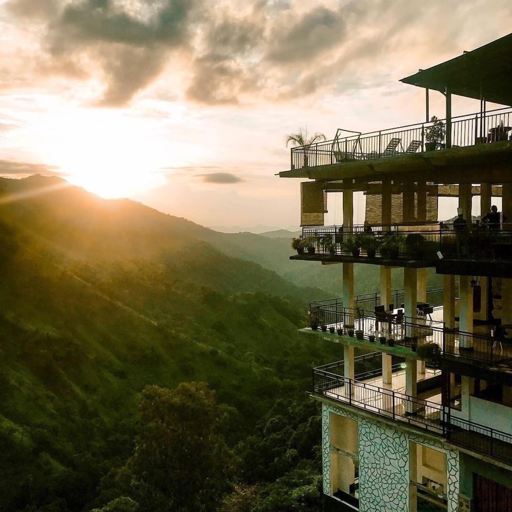 Ella Mount Heaven Hotel in Ella Town, Sri Lanka