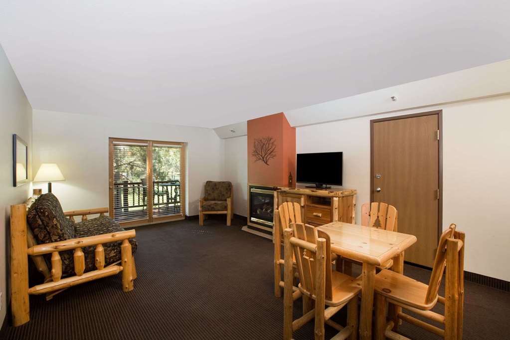 AmericInn by Wyndham Pequot Lakes - photo 20