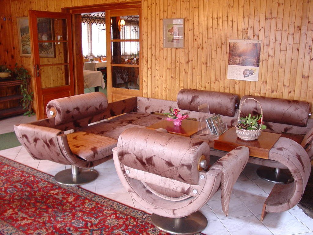Lovecký hotel Jívák pet-friendly hotel Loucen