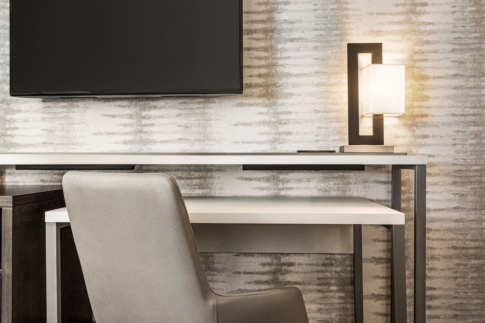 Residence Inn by Marriott New York JFK Airport - photo 15