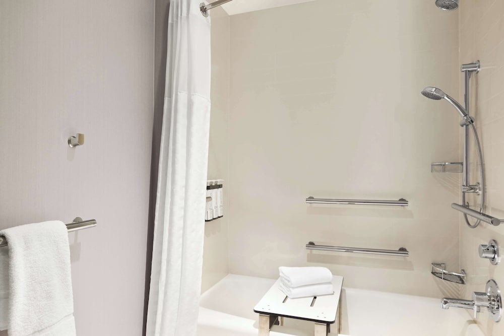Hyatt Place Columbus Polaris - photo 18