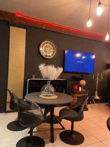 Blackroom