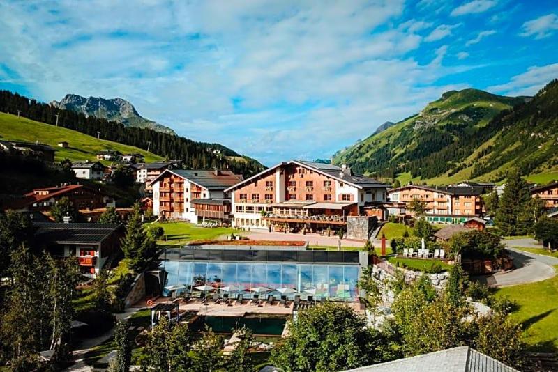 Hotel Austria - carbon neutral hotel in Lech