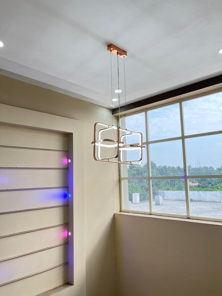 GoBravo 11 6BHK Farm with Pool Sohna Road Gurgaon in Sohna, India