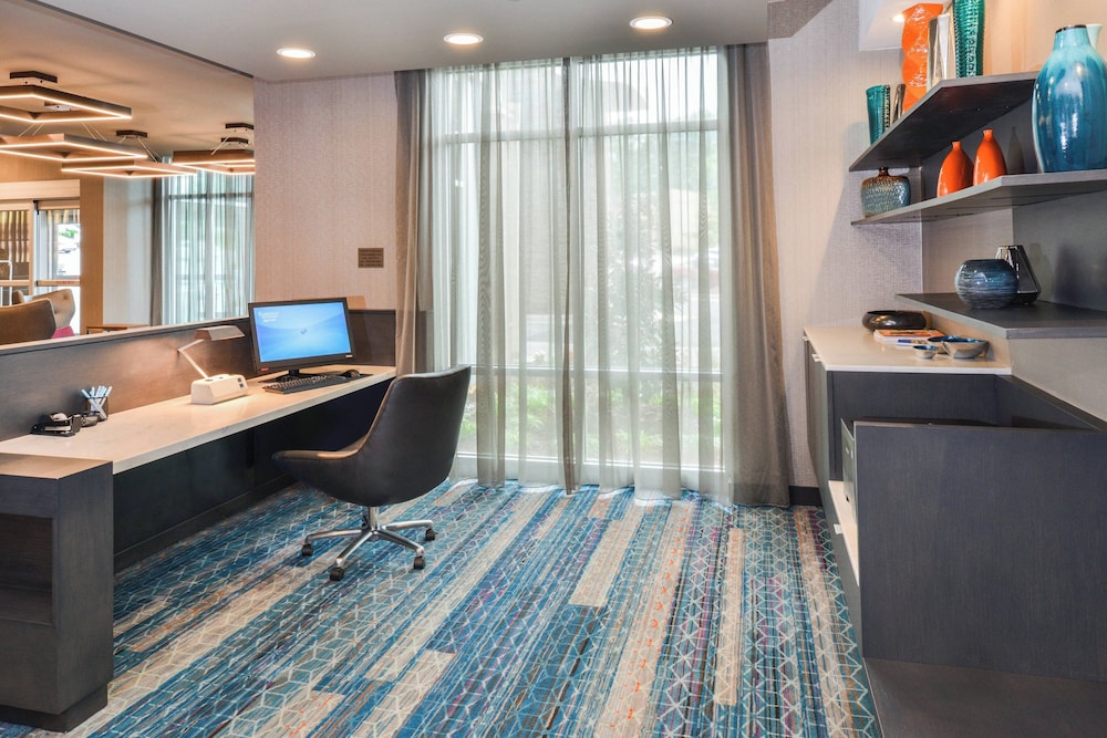 Fairfield Inn & Suites by Marriott Raleigh Cary - photo 30