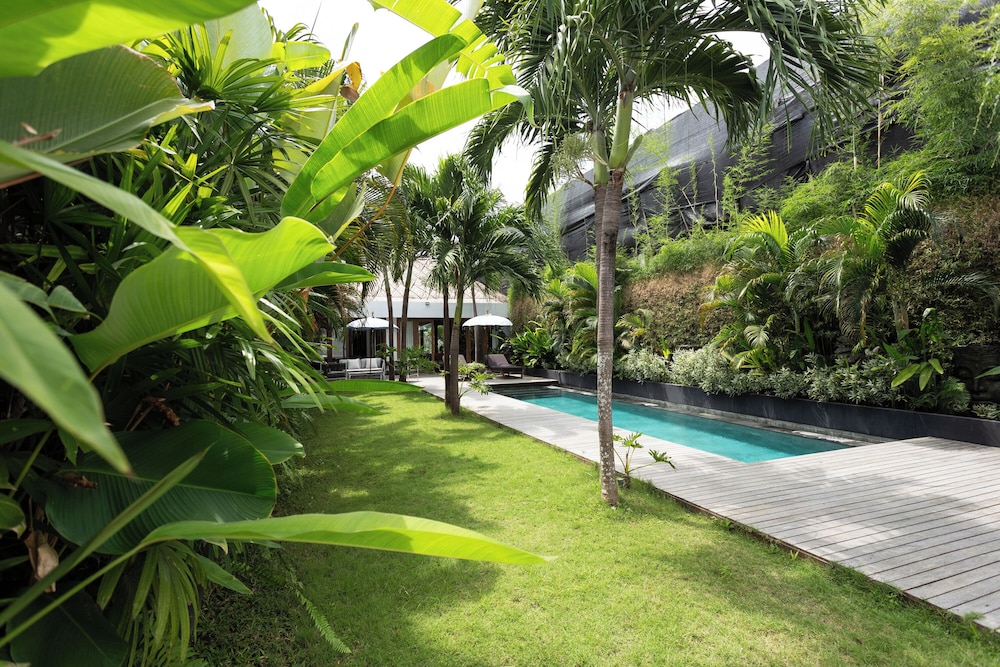 Villa ILO Umalas — 4-Star Luxury Hotel in Kerobokan, Indonesia