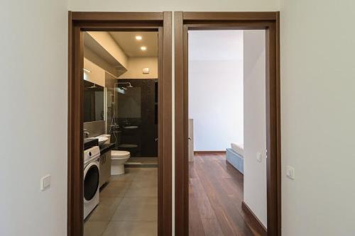Modern Vake Retreat By Wehost