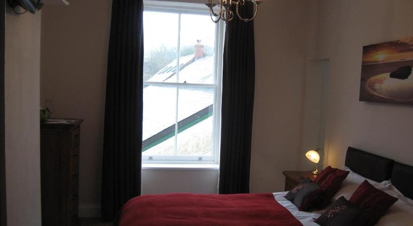 The Fox and Goose — Barnstaple — photo 2