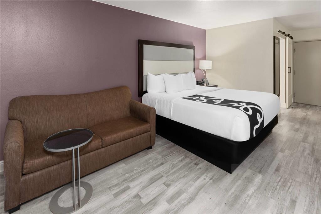 La Quinta Inn by Wyndham Fort Collins - photo 25