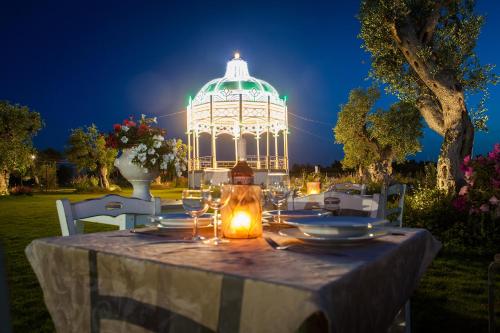 Agriturismo Li Calizzi Arte e Natura — 4-Star Luxury Hotel in Novoli, Italy