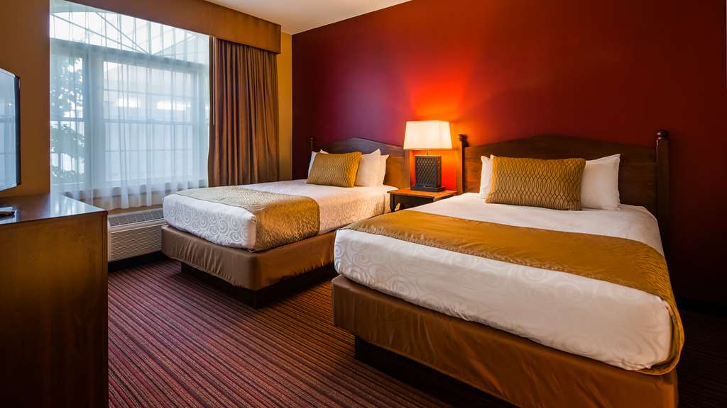 Best Western Plus Dutch Haus Inn and Suites - photo 31