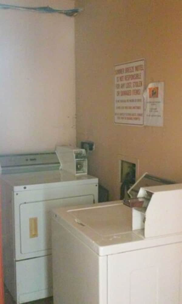 Summer Breeze Motel - photo 31