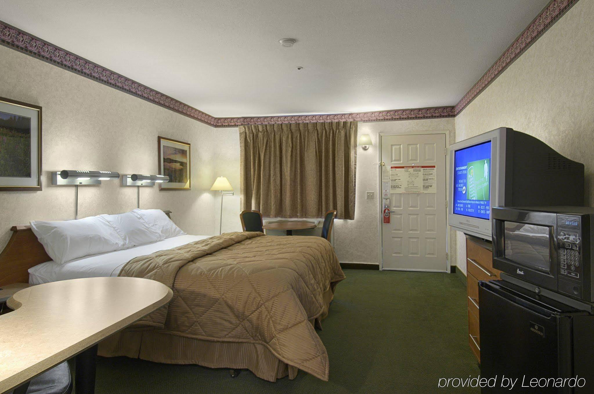 MainStay Suites Victorville Hesperia - photo 7