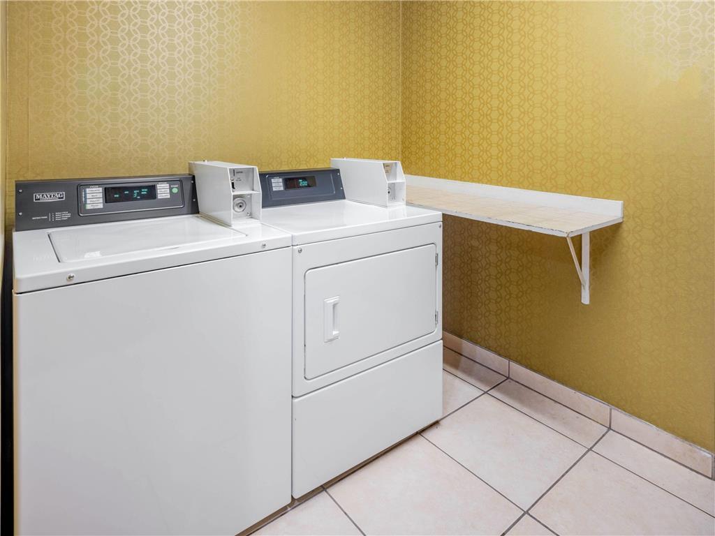 La Quinta Inn & Suites by Wyndham NW Tucson Marana - photo 63