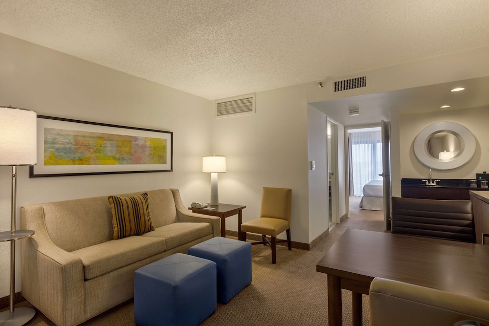 Embassy Suites Hotel Baton Rouge - photo 14