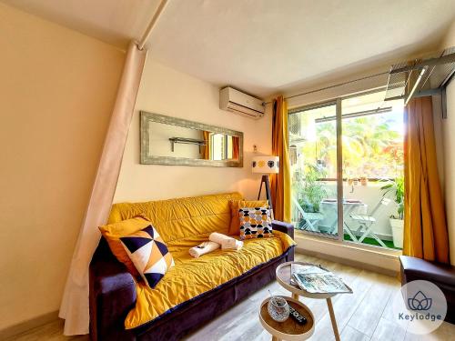 Joli studio à 5' de la plage de Boucan Canot — 4-Star Luxury Hotel in Saint-Paul, Réunion
