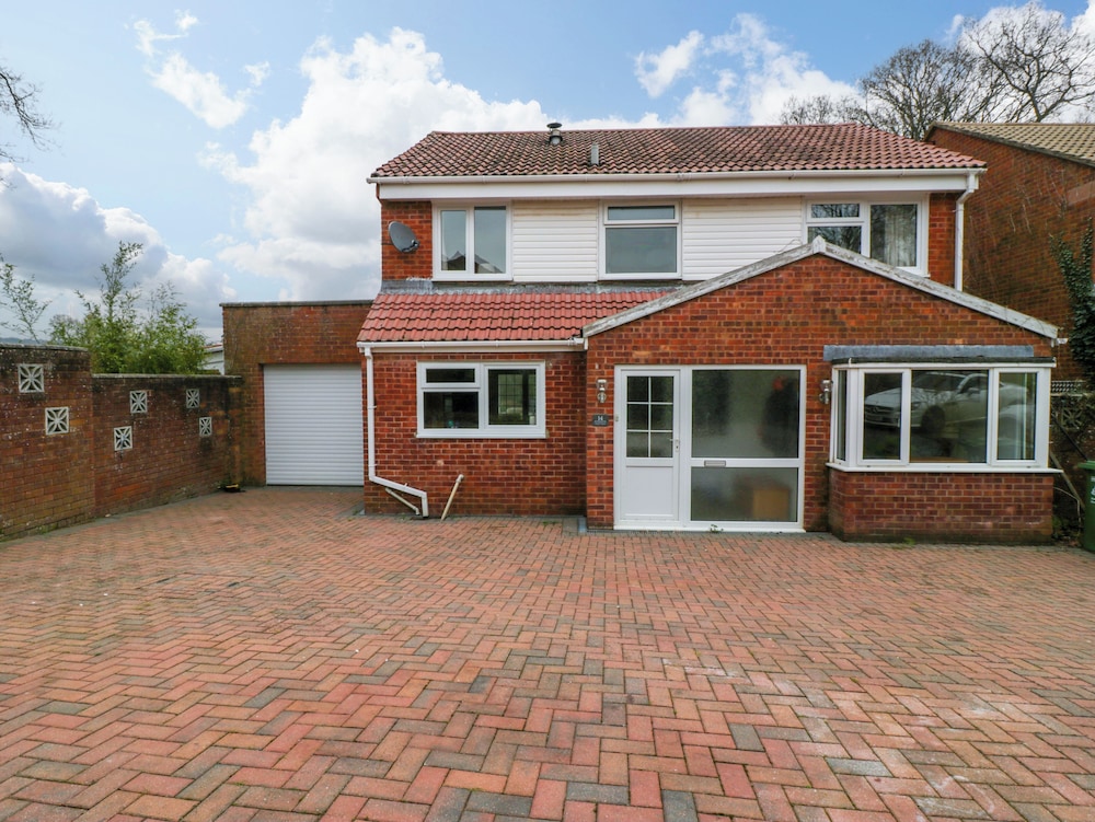 14 Birchwood Road — Lydney