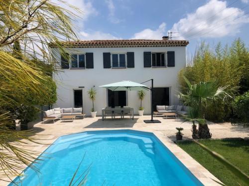 L'arbousier - carbon neutral hotel in Cassis