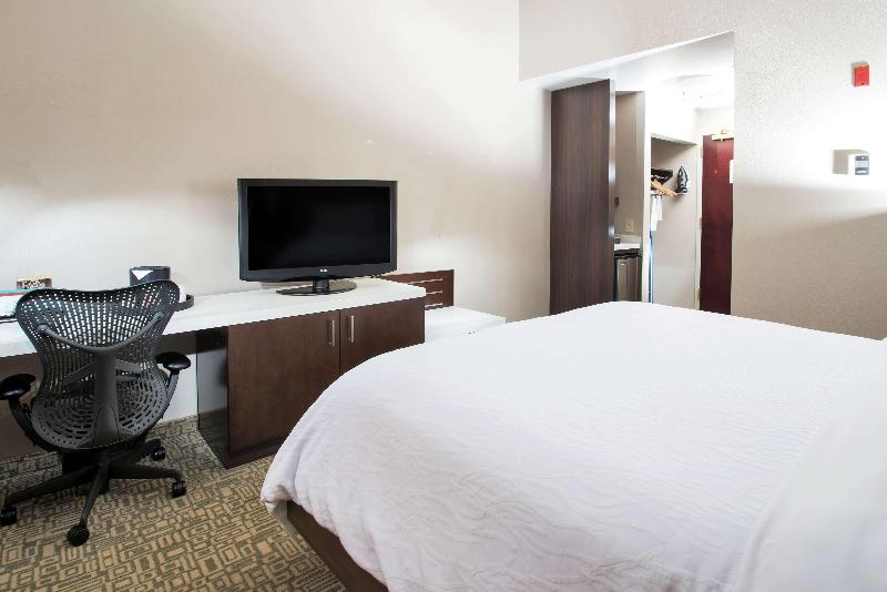 Hilton Garden Inn Fayetteville Fort Bragg - photo 129