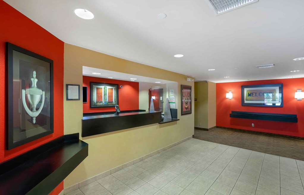 Extended Stay America Suites Tampa Airport Spruce Street - photo 3