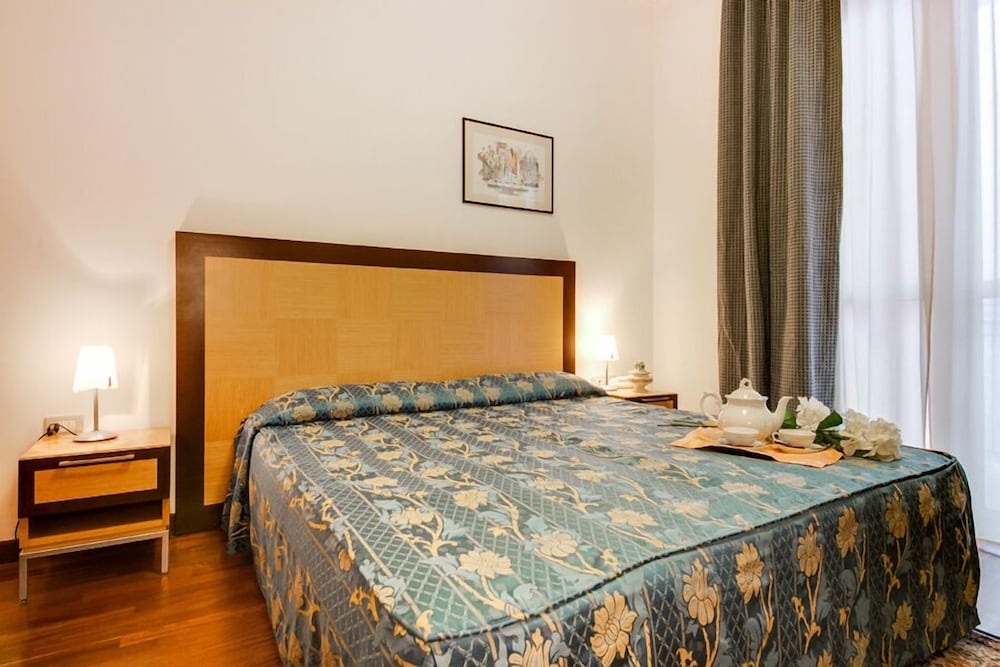 Hotel Aris — Rimini