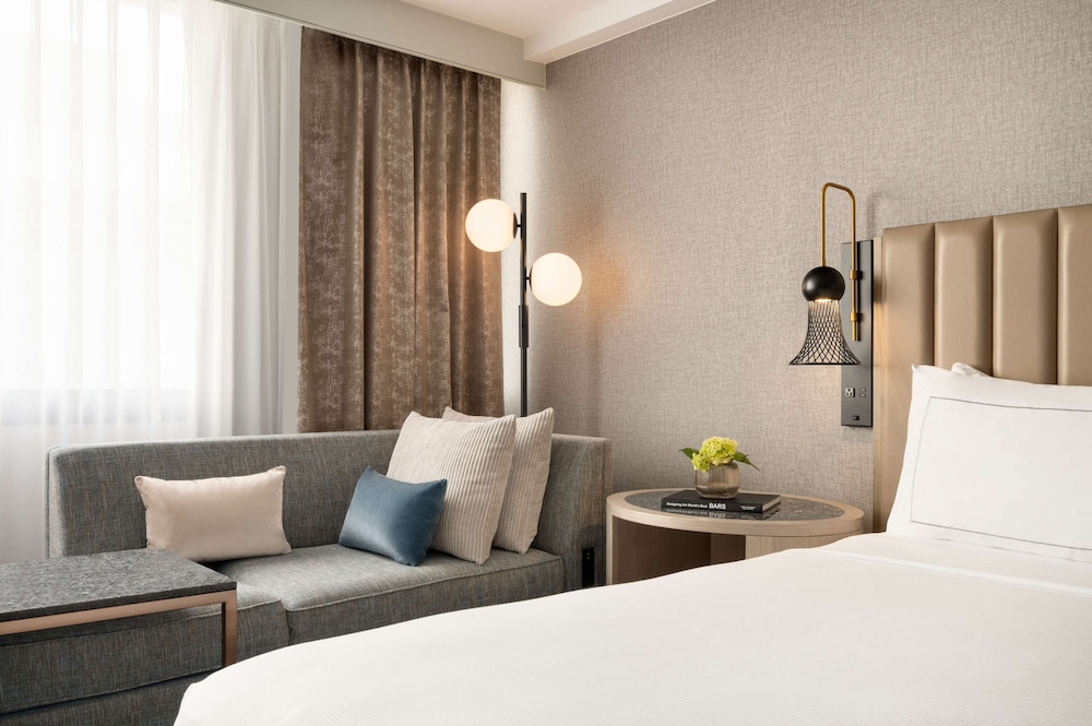 DoubleTree by Hilton San Francisco South Airport Blvd - photo 30