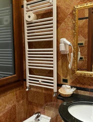 Panada L & S - carbon neutral hotel in Venice